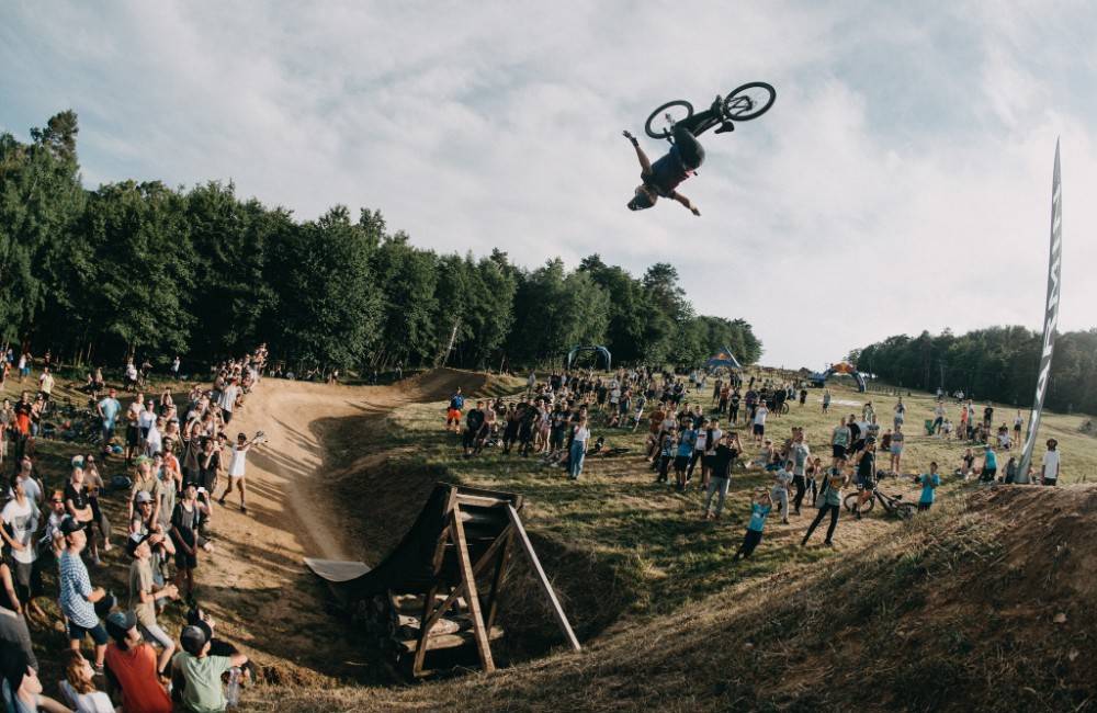 Foto: VIDEO: O pár dní vypukne v Kálnici najväčší bicyklový festival na Slovensku. Vítané sú všetky vekové kategórie