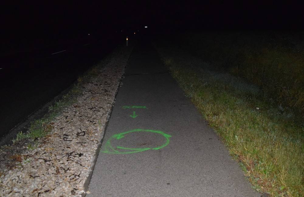 Videli ste kolíziu cyklistov medzi obcami okresu Nové Mesto nad Váhom? Polícia hľadá svedkov