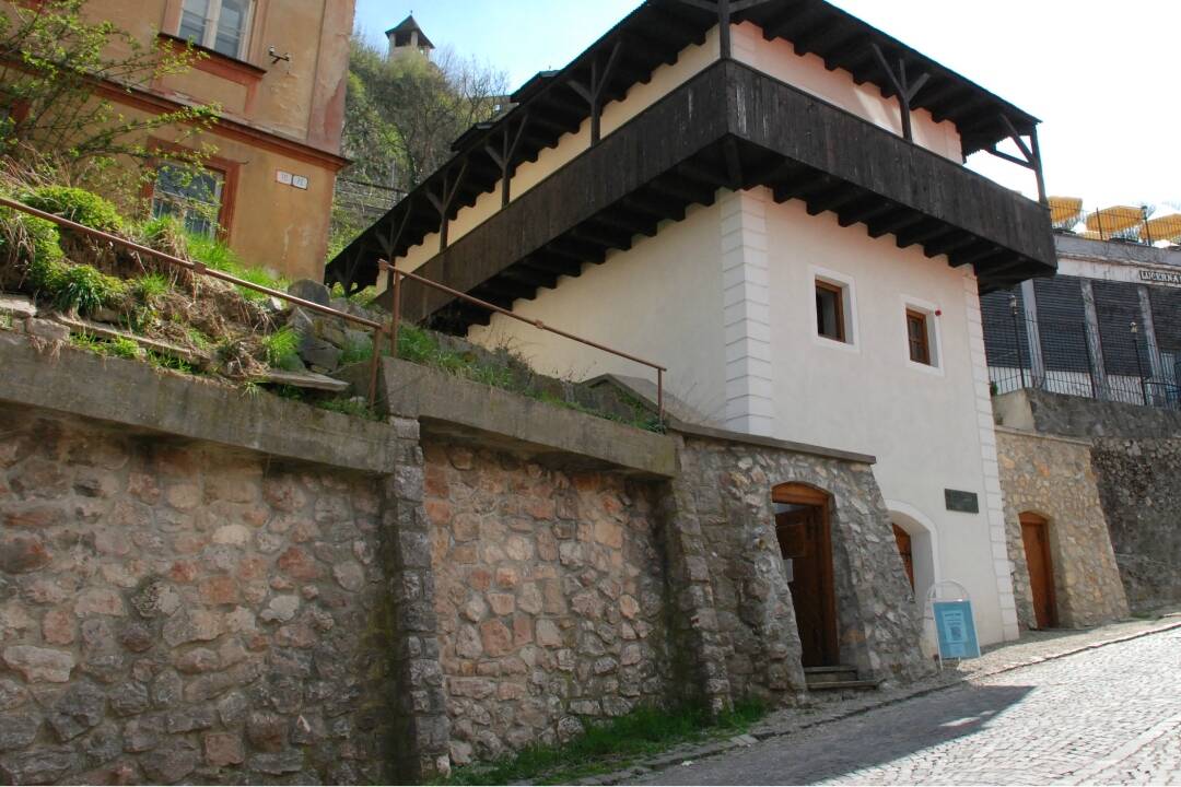 Foto: Chcete nahliadnuť do histórie katov? Tradičná prechádzka mestom Trenčín bude o zločinoch a trestoch