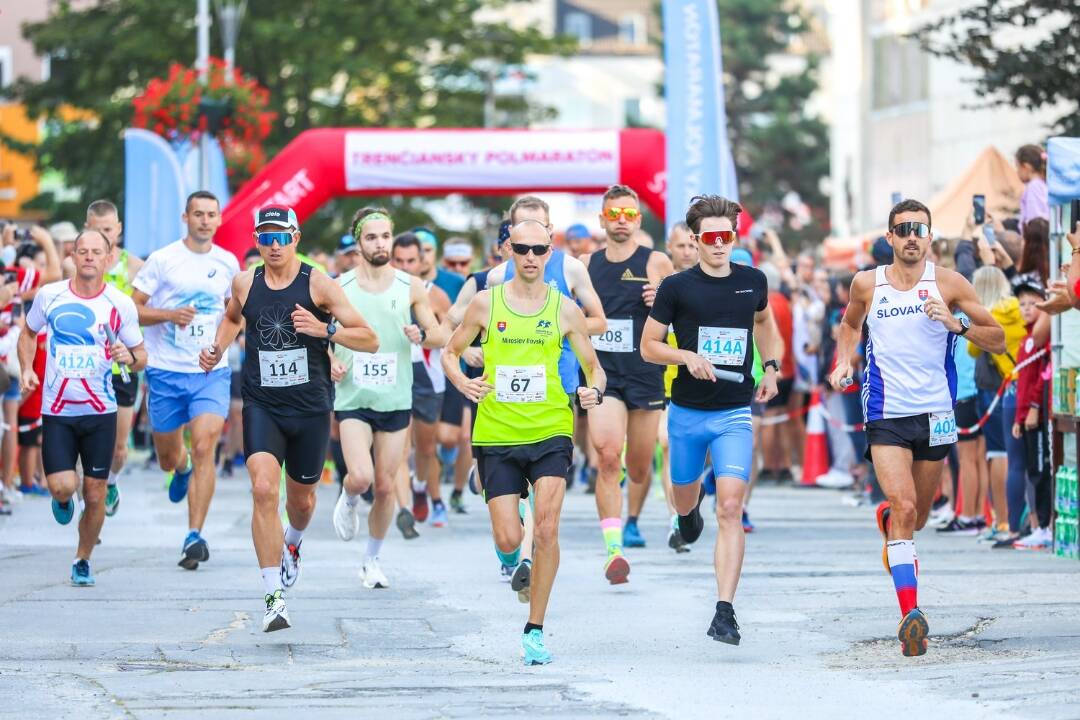 Foto: Motoristi pozor! Pre ktoré ulice v Trenčíne bude kvôli bežeckým pretekom platiť dopravné obmedzenie?