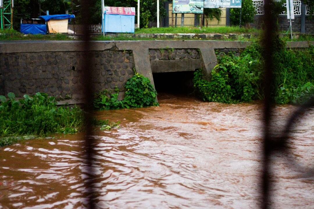 Foto: Na Myjave hrozí tretí stupeň povodňovej aktivity. Vo všetkých okresoch platí výstraha pred silným dažďom