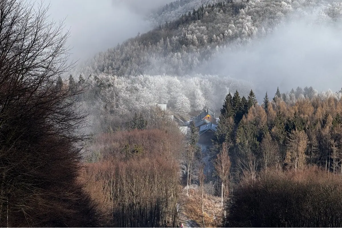 FOTO: Lákala by vás práca v horách? Máte jedinečnú možnosť, Inovecká chata hľadá chatára, ponúka mu zaujímavý plat