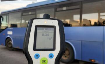 Autobusár z Ilavy nafúkal pri preventívnej akcii niekoľko promile