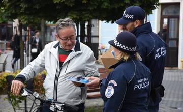 Mestská polícia v Trenčíne hľadá nových kolegov. Ponúka im 900-eurový nástupný plat