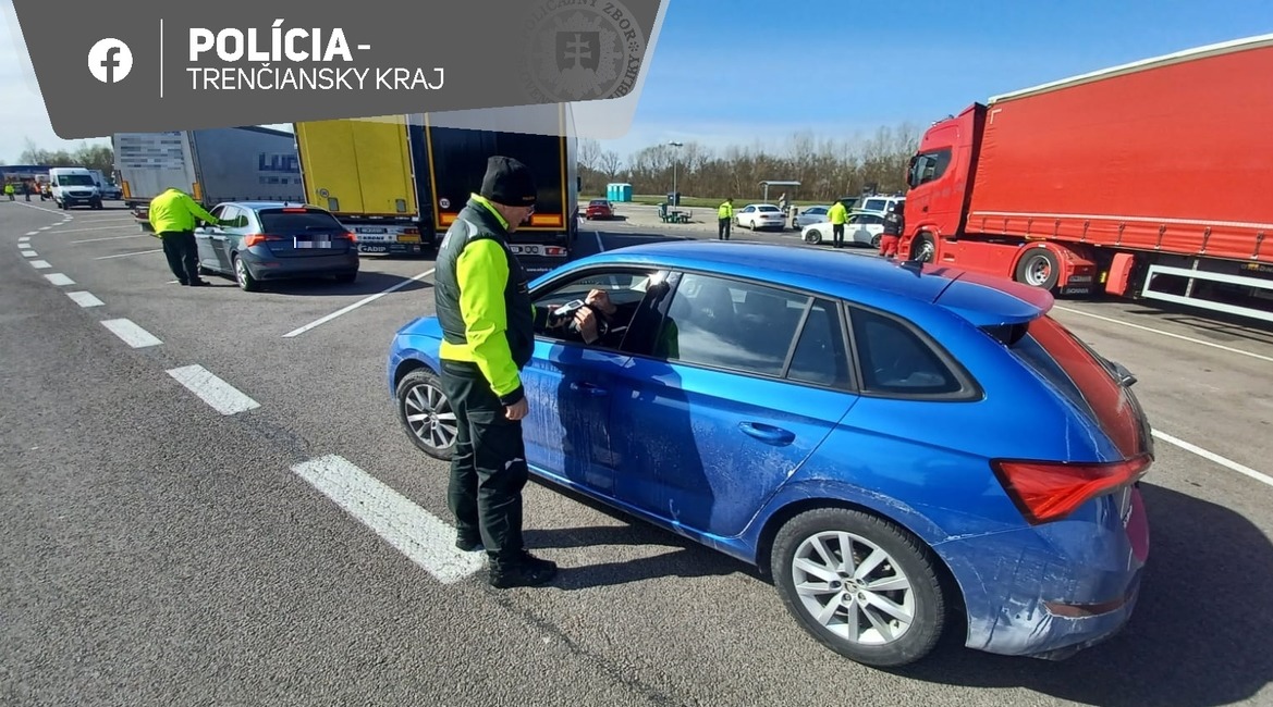 FOTO: Polícia kontrolovala dodržiavanie predpisov na diaľnici, foto 8