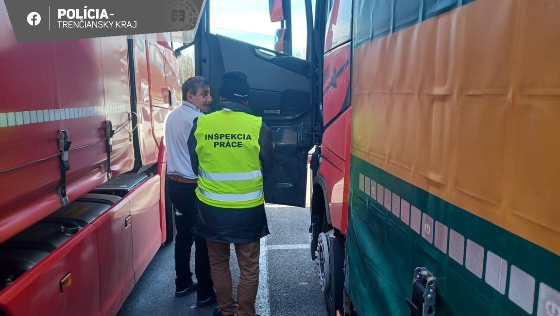 FOTO: Polícia kontrolovala dodržiavanie predpisov na diaľnici, foto 10