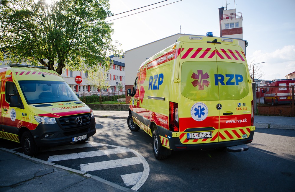 FOTO: Táto sanitka patrí k absolútnej špičke. K pacientom bude vyrážať z Trenčína, foto 3