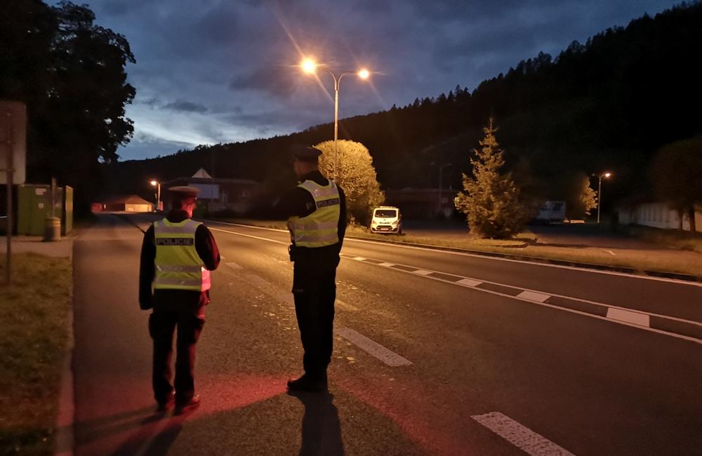 FOTO: Česko zaviedlo dočasné kontroly na hraniciach so Slovenskom. Hranice bude strážiť 130 policajtov, foto 6