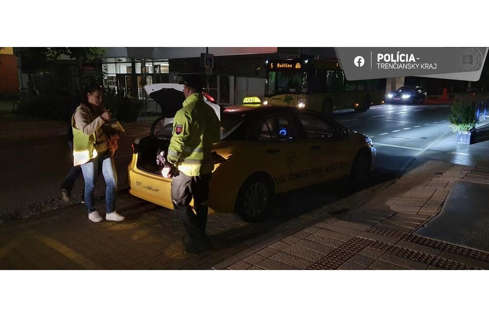 FOTO: Policajná akcia zameraná na kontrolu taxikárov, foto 3