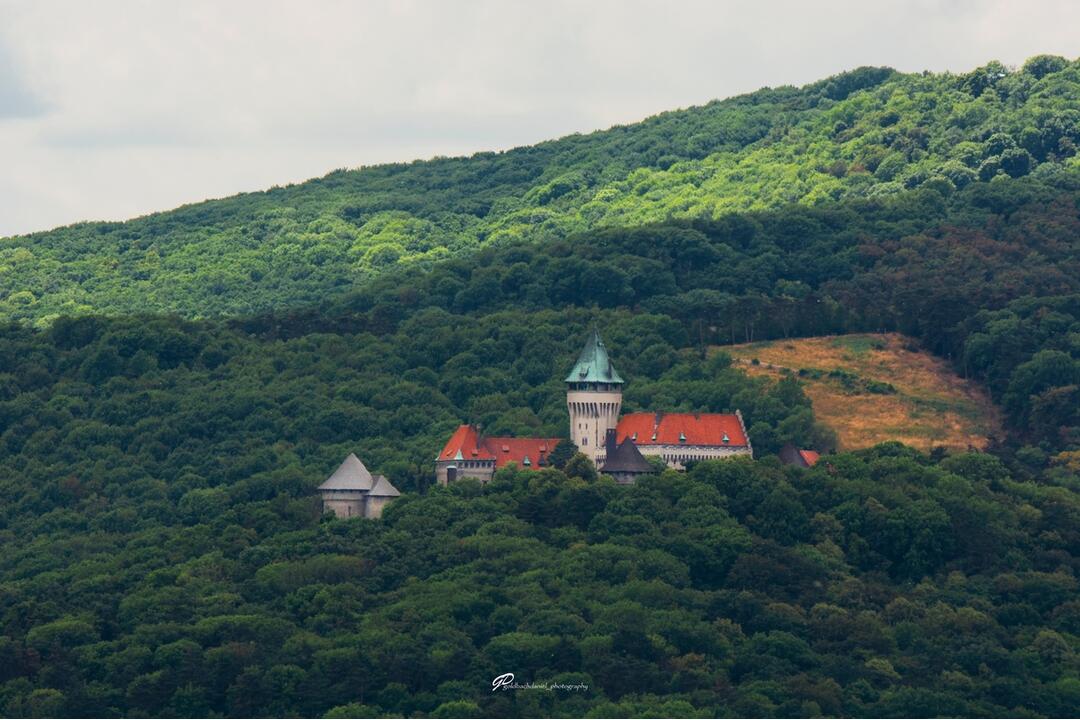 FOTO: Hrady a zámky z neobvyklých uhlov objektívom trenčianskeho fotografa, foto 15