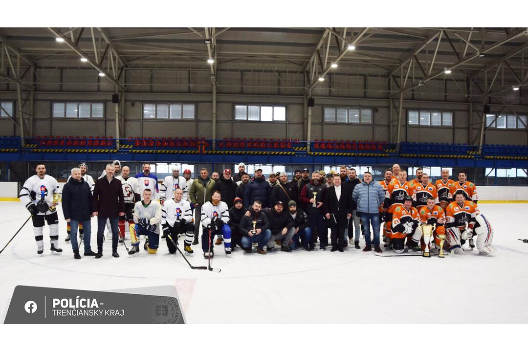 FOTO: Policajný turnaj IPA Ice Hockey Cup pozná svojho víťaza, foto 4