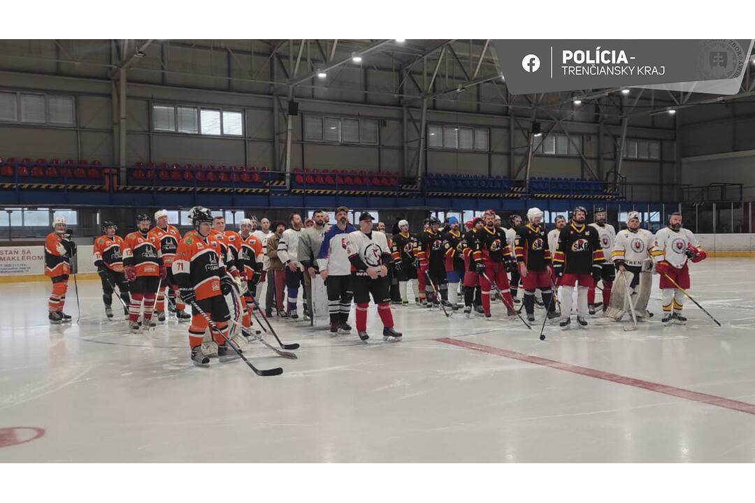 FOTO: Policajný turnaj IPA Ice Hockey Cup pozná svojho víťaza, foto 3