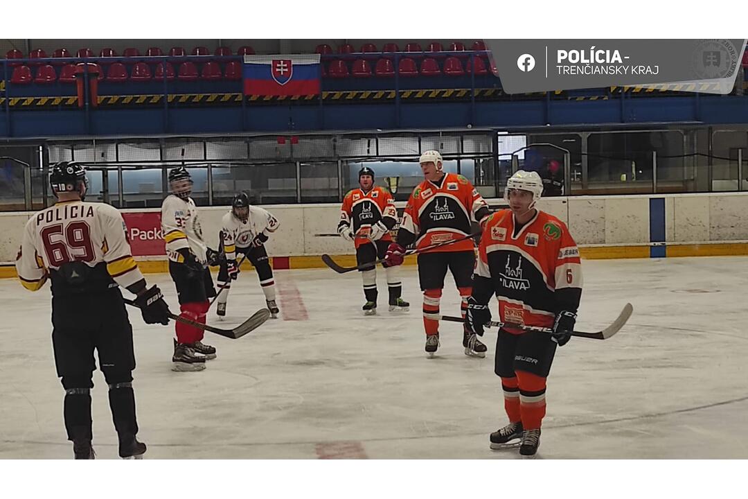 FOTO: Policajný turnaj IPA Ice Hockey Cup pozná svojho víťaza, foto 8