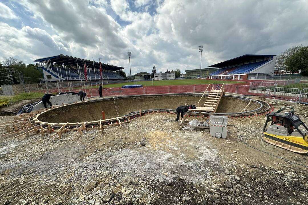 FOTO: Takto vyzerá výstavba nového skateparku v Dubnici nad Váhom, foto 5