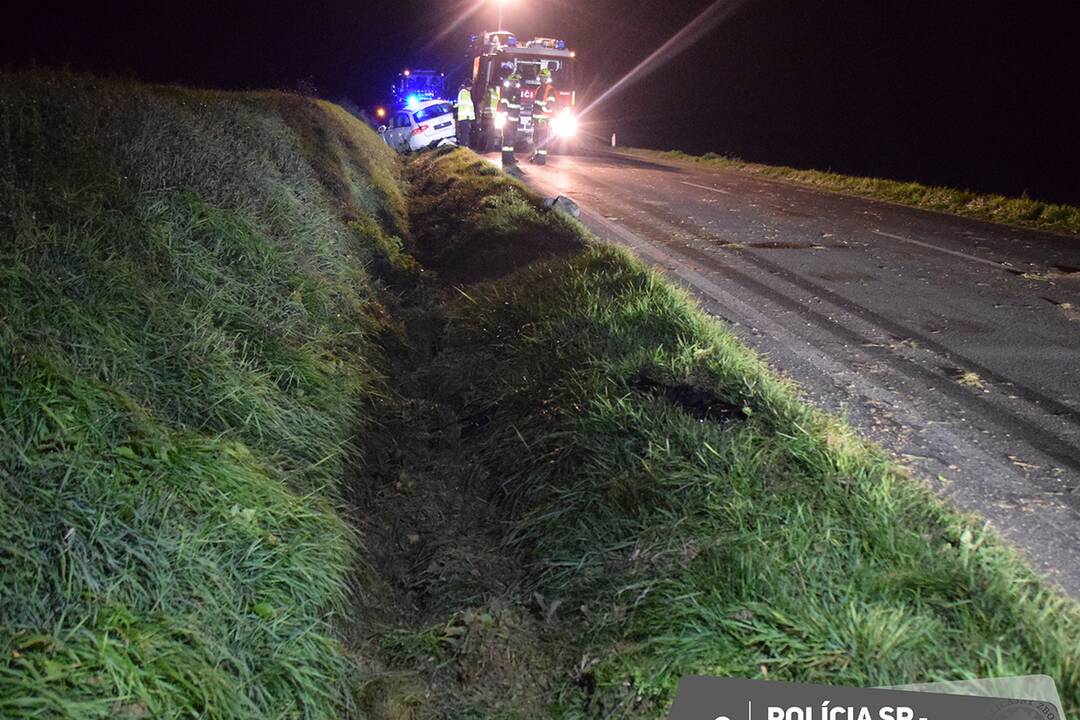 FOTO: Vodič z Bánoviec jazdil pod vplyvom alkoholu na ukradnutom aute , foto 1