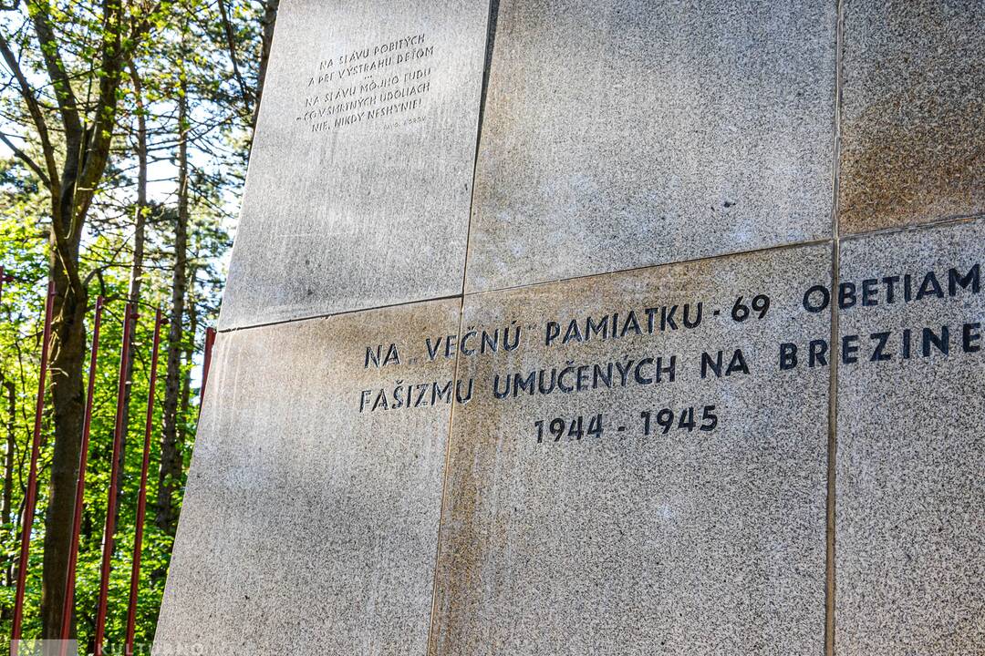 FOTO: Pamätník na Brezine v Trenčíne dostane novú podobu , foto 1