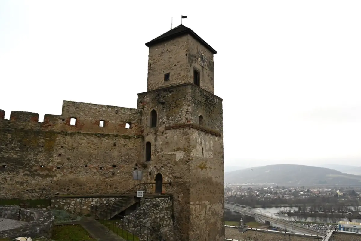 FOTO: Trenčiansky hrad prejde rozsiahlou rekonštrukciou, ktorá zmení jeho podobu, foto 7