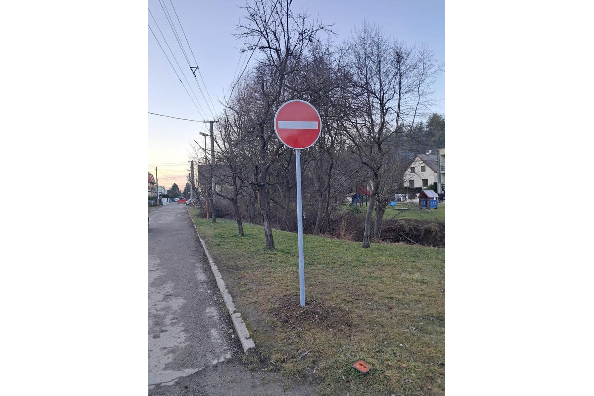 FOTO: Zmena dopravnej situácie na sídlisku v Ilave, foto 2