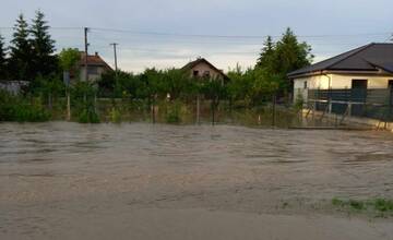 FOTO: Obec zaplavila vodu akú nevideli desiatky rokov