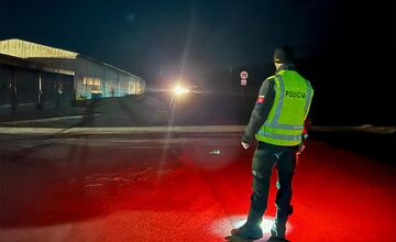 FOTO: Preventívna policajná akcia v okolí Bánoviec nad Bebravou